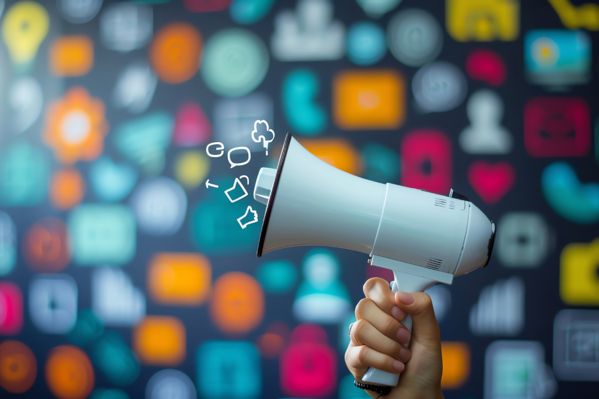 Read more about the article How Social Media Marketing Captivates Your Audience?